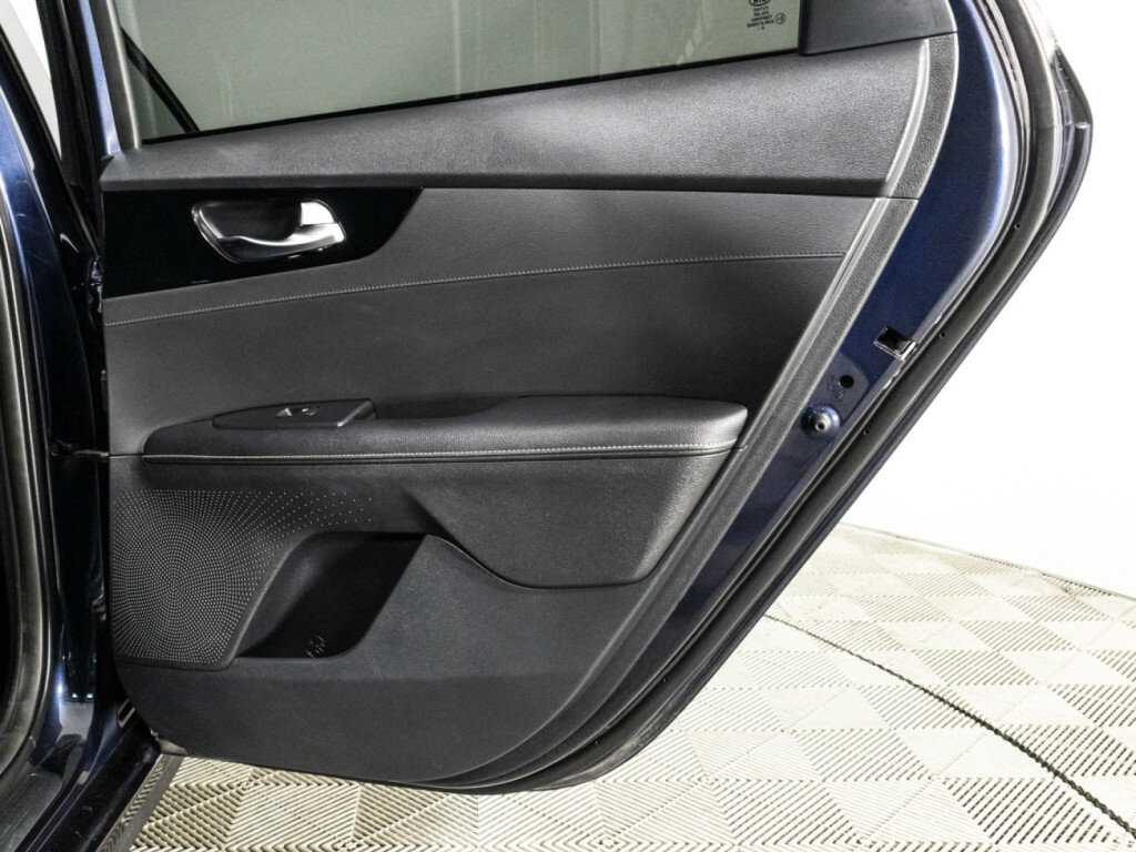 Б/У Киа Церато 2021 года. Фото: #28