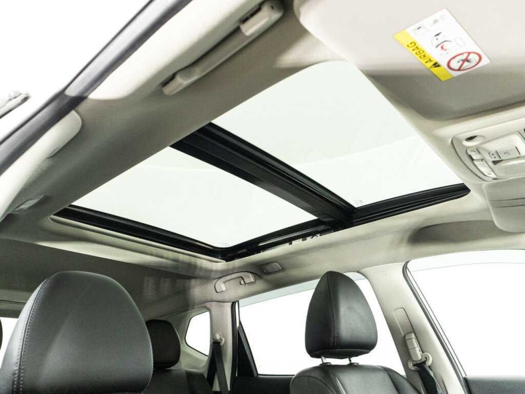 Б/У Ниссан Икс-Трейл 2017 года. Фото: #19