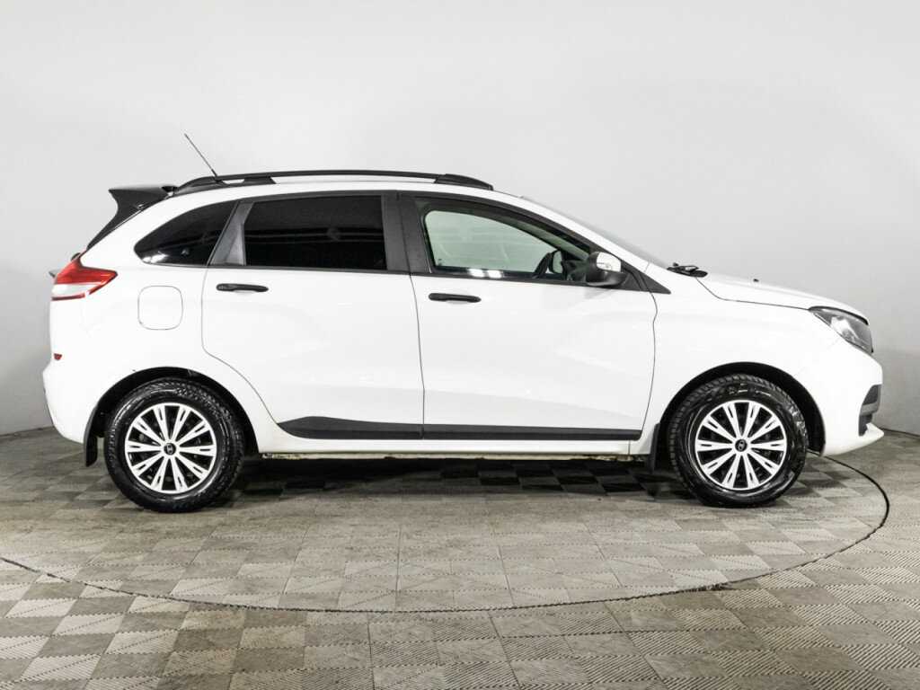 Б/У Лада (ВАЗ) ИКСРЭЙ 2018 года. Фото: #3