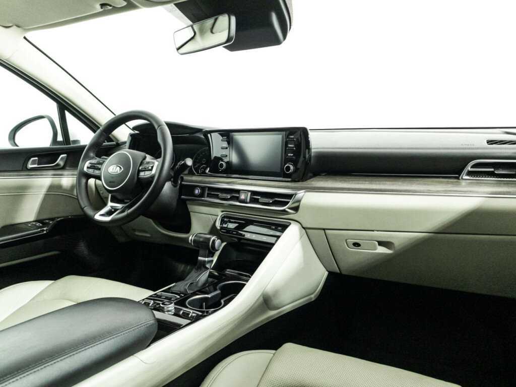 Б/У Киа К5 2021 года. Фото: #8