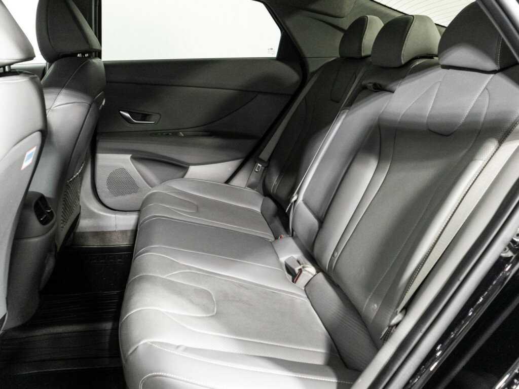 Б/У Хендай Елантра 2021 года. Фото: #9