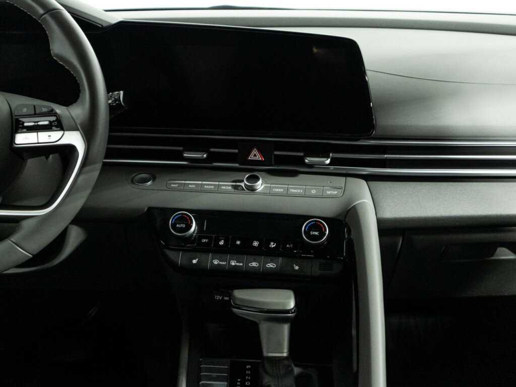 Б/У Хендай Елантра 2021 года. Фото: #13