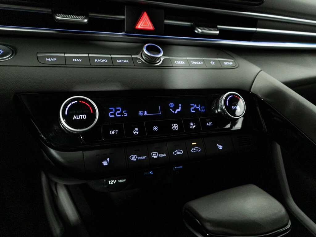 Б/У Хендай Елантра 2021 года. Фото: #19