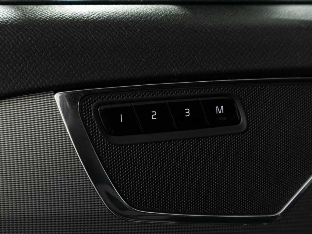 Volvo XC90 2015 года с пробегом. Фото: #15