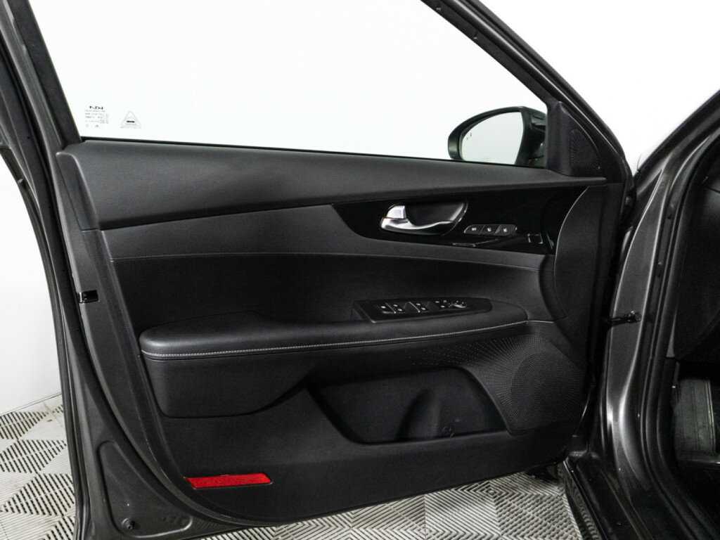 Б/У Киа Церато 2022 года. Фото: #24