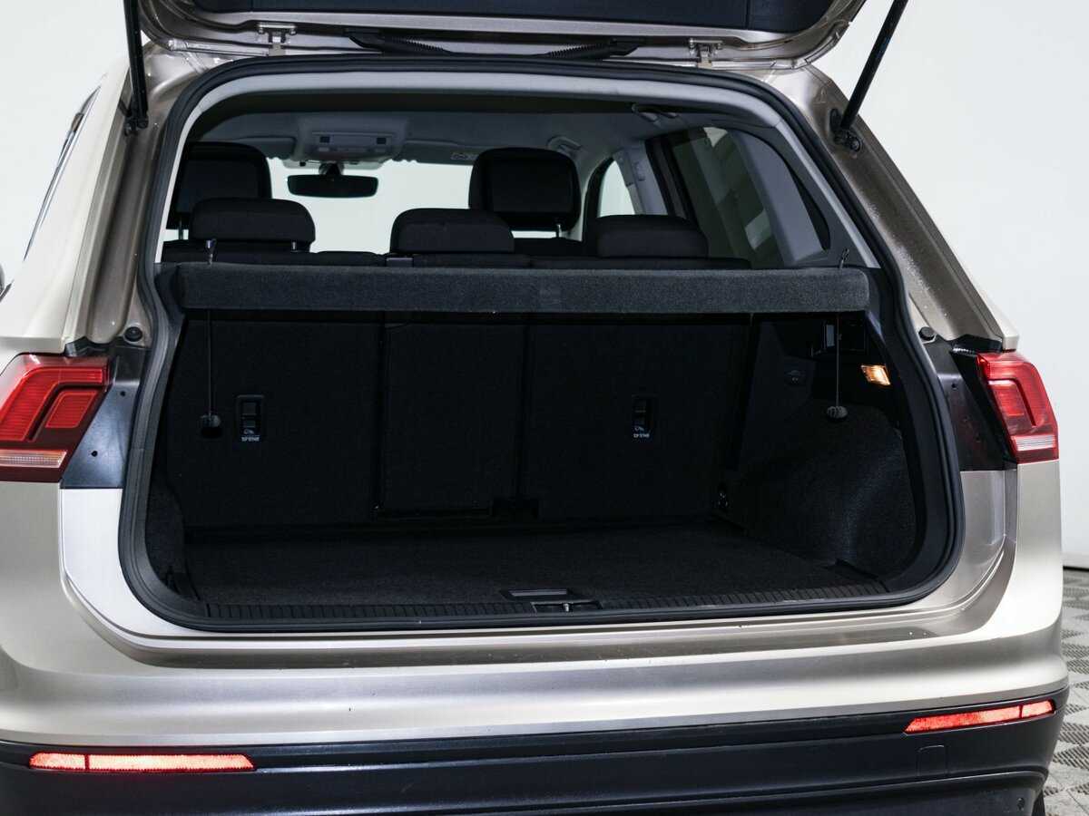 Б/У Фольксваген Тигуан 2018 года. Фото: #6