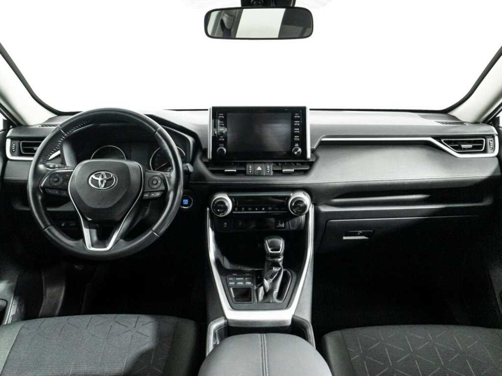 Toyota RAV4 2020 года с пробегом. Фото: #12