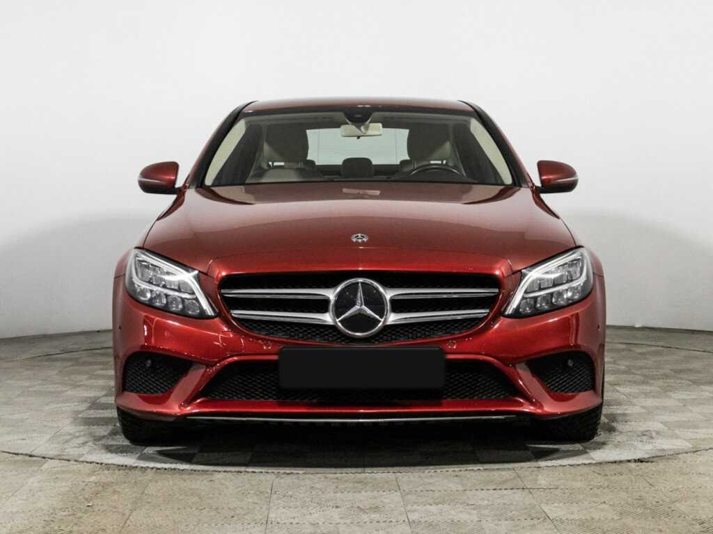Mercedes-Benz C-Класс 2019 года с пробегом. Фото: #1