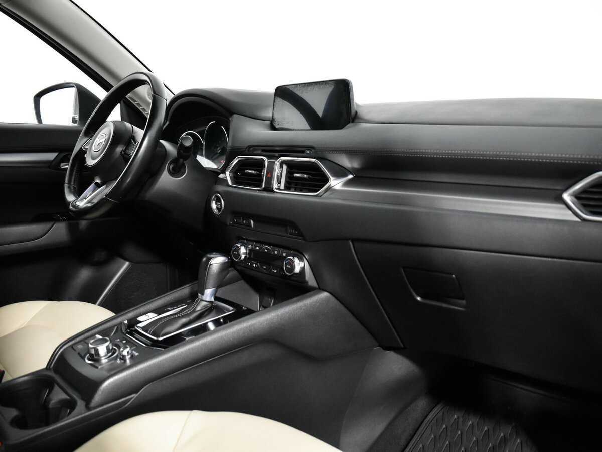 Б/У Мазда Ц-Икс-5 2017 года. Фото: #8