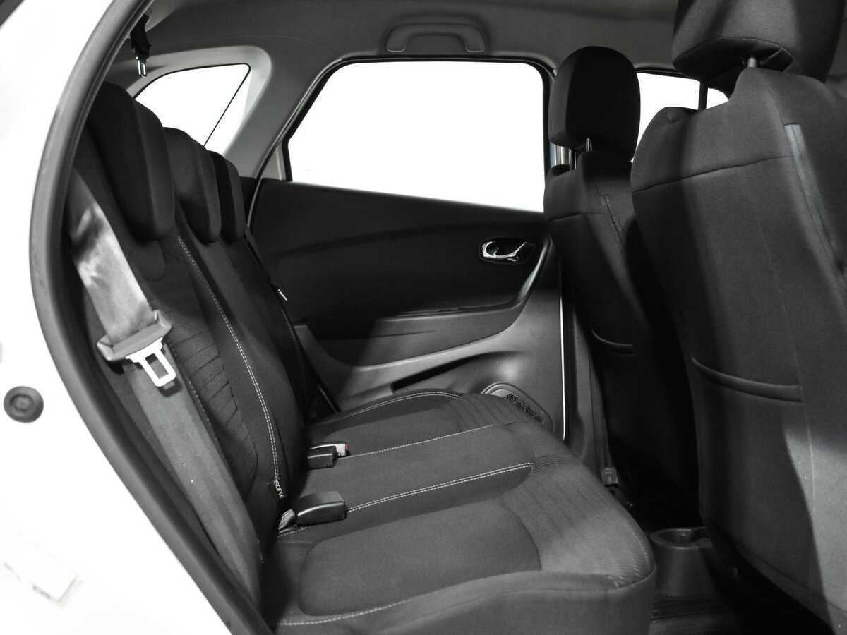 Б/У Рено Каптюр 2016 года. Фото: #9