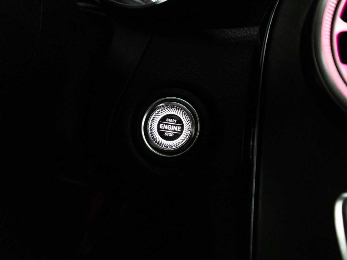 Mercedes-Benz C-Класс 2018 года с пробегом. Фото: #19