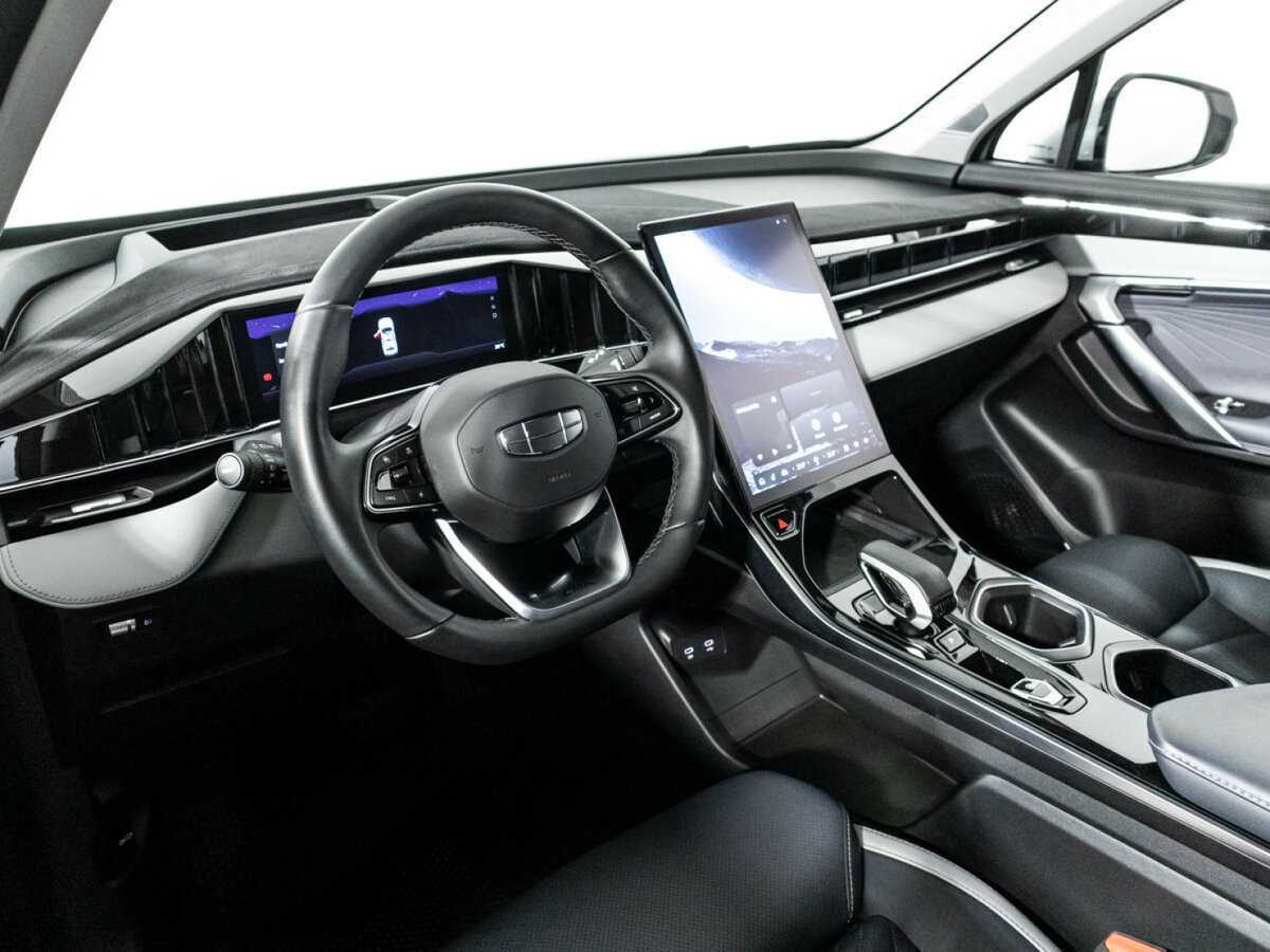 Geely Atlas 2023 года с пробегом. Фото: #10