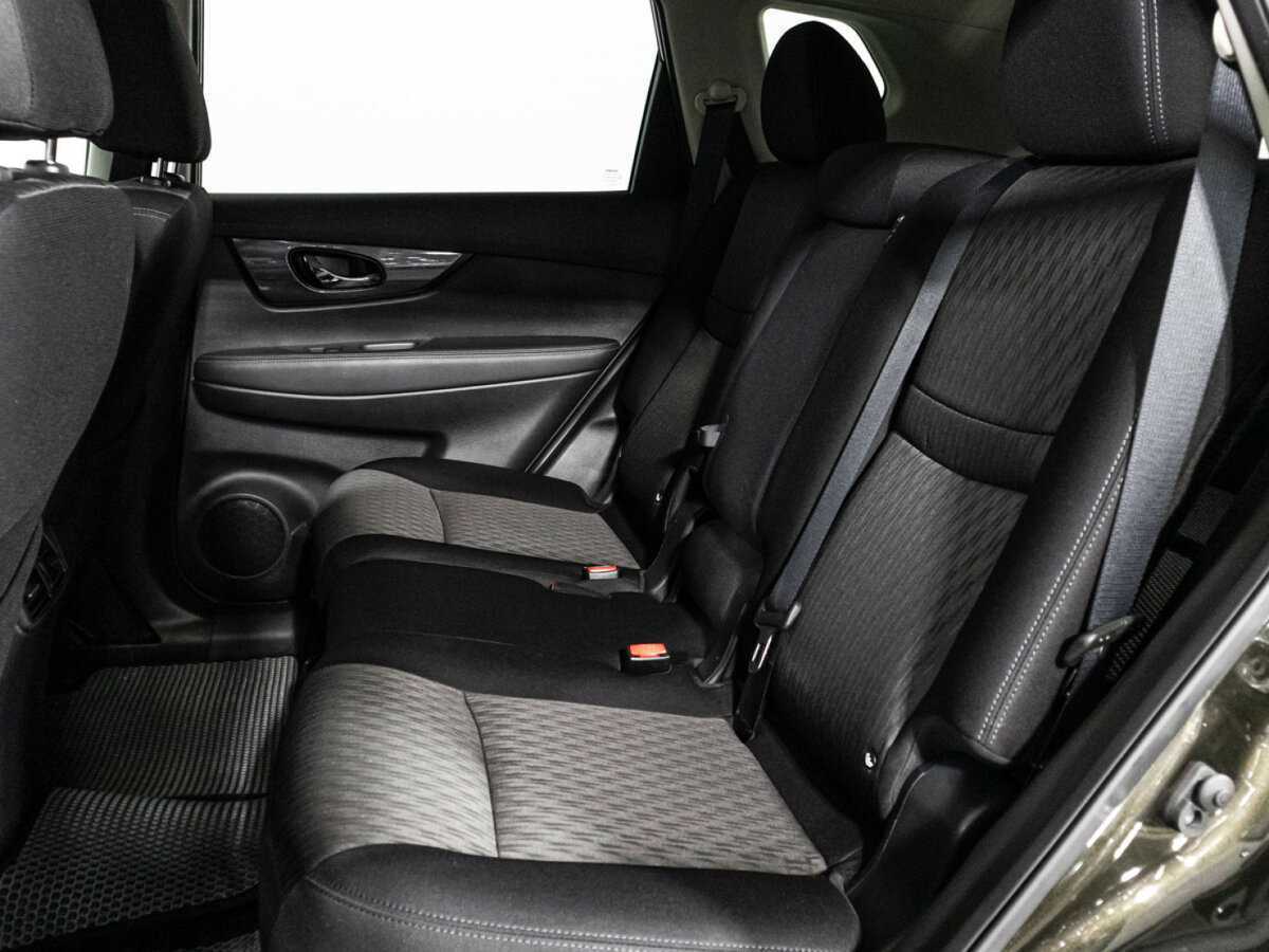 Б/У Ниссан Икс-Трейл 2018 года. Фото: #9