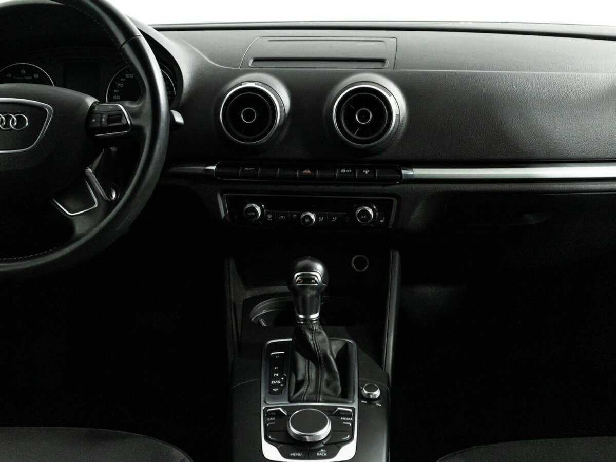 Audi A3 2015 года с пробегом. Фото: #13