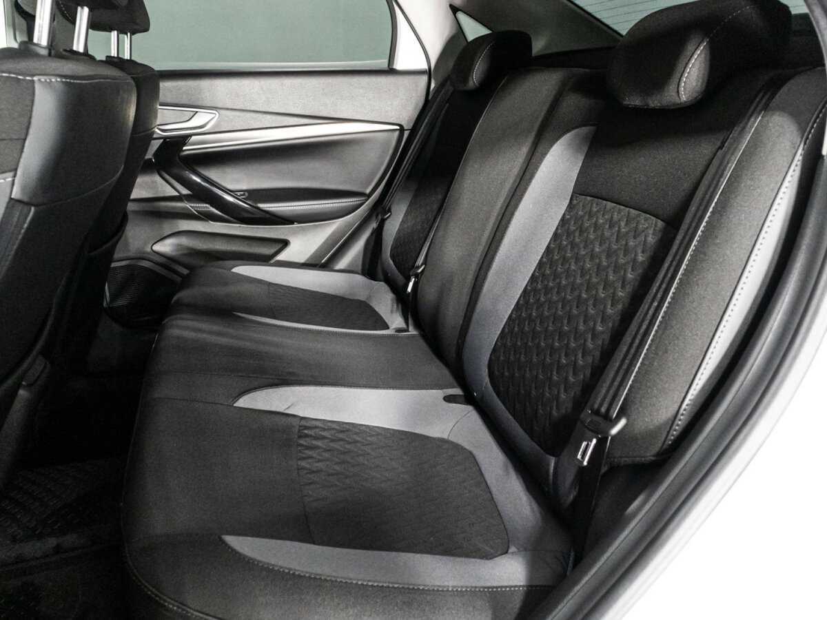 Б/У Лада (ВАЗ) Веста 2024 года. Фото: #9