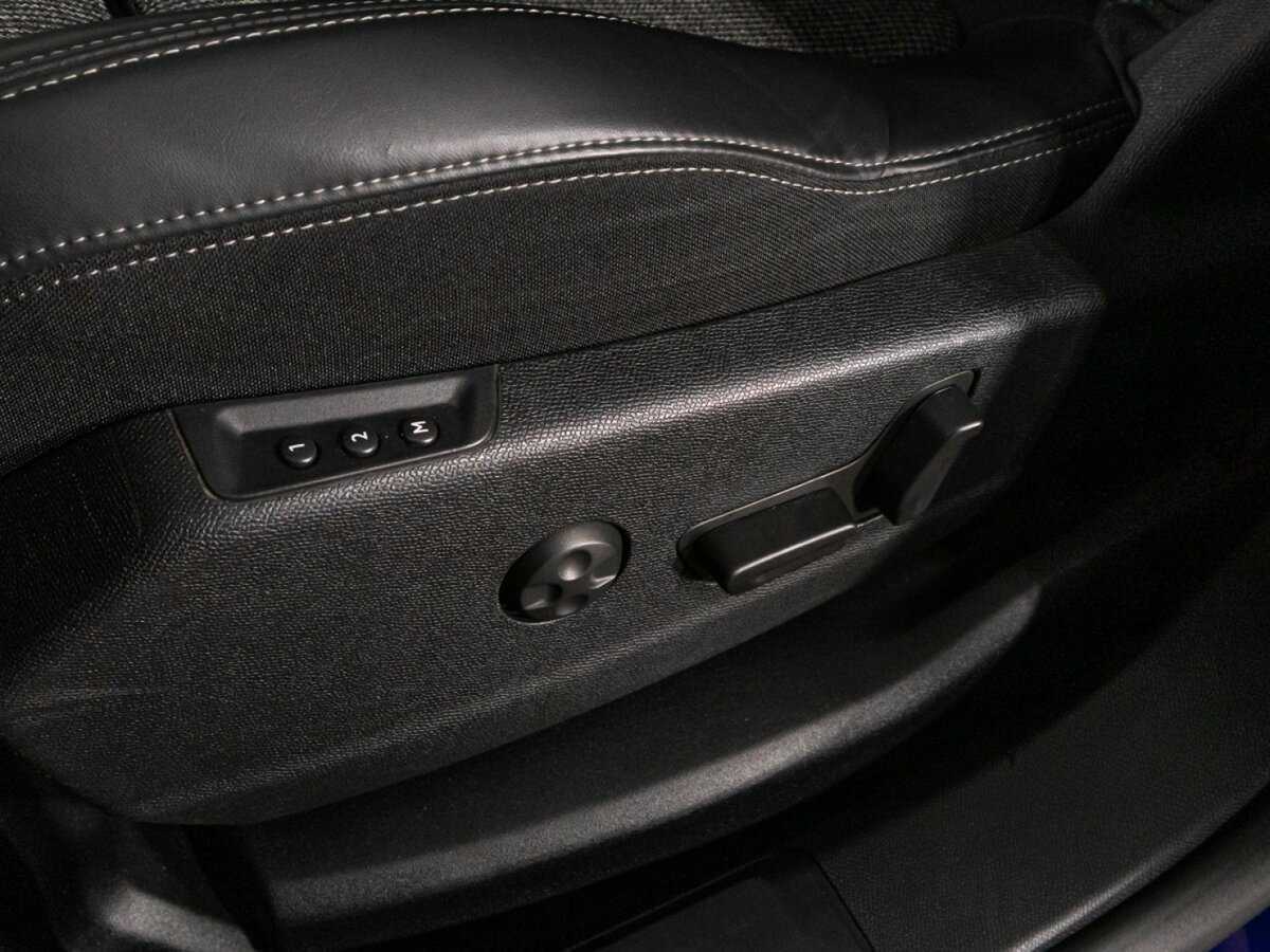 Б/У Пежо 3008 2017 года. Фото: #14