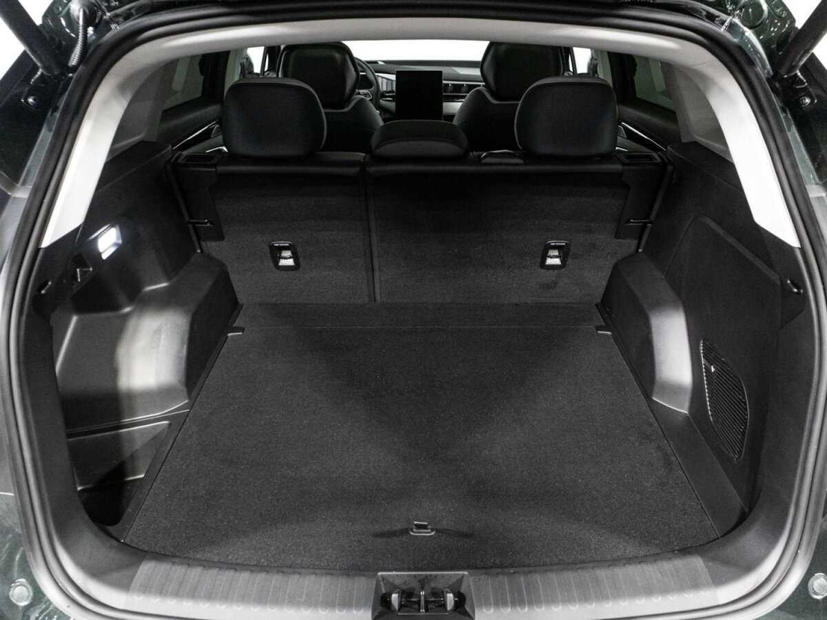 Geely Atlas 2024 года с пробегом. Фото: #14