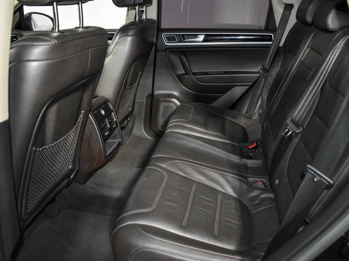 Б/У Фольксваген Туарег 2013 года. Фото: #11