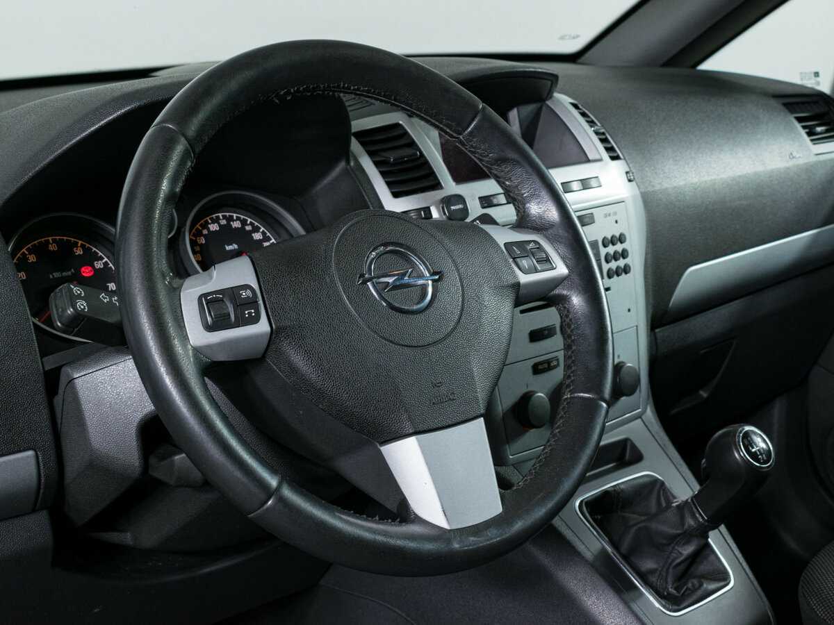 Б/У Опель Зафира 2013 года. Фото: #10