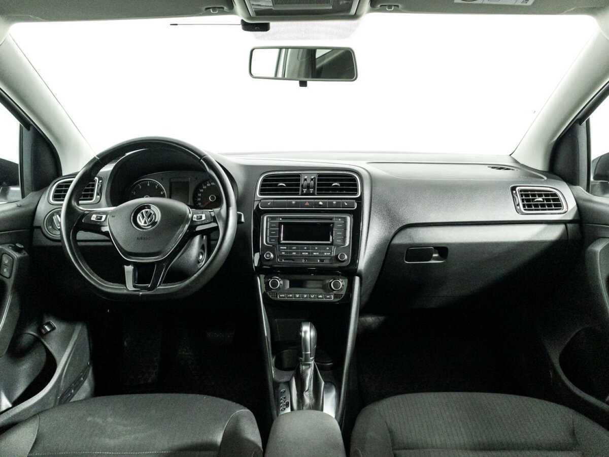 Б/У Фольксваген Поло 2018 года. Фото: #12