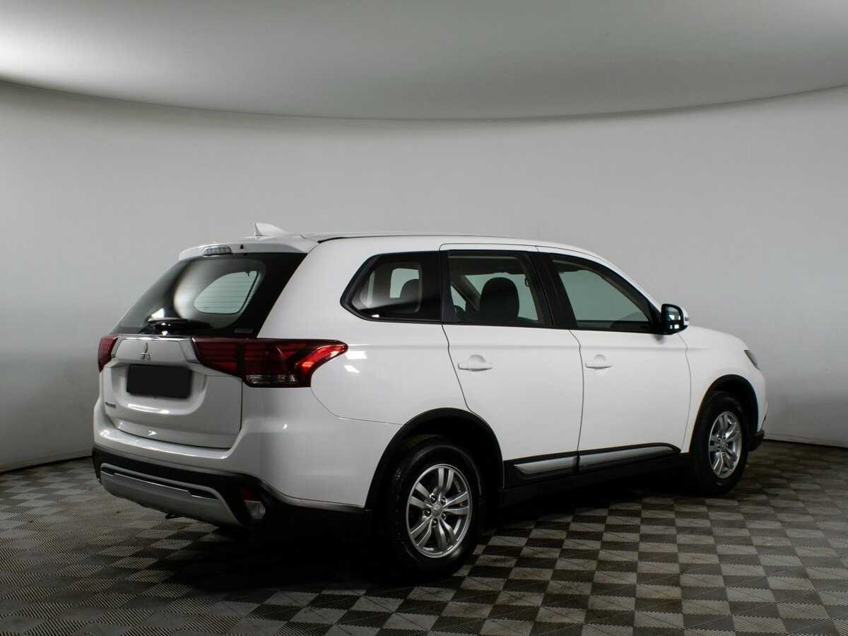 Mitsubishi Outlander 2020 года с пробегом. Фото: #4