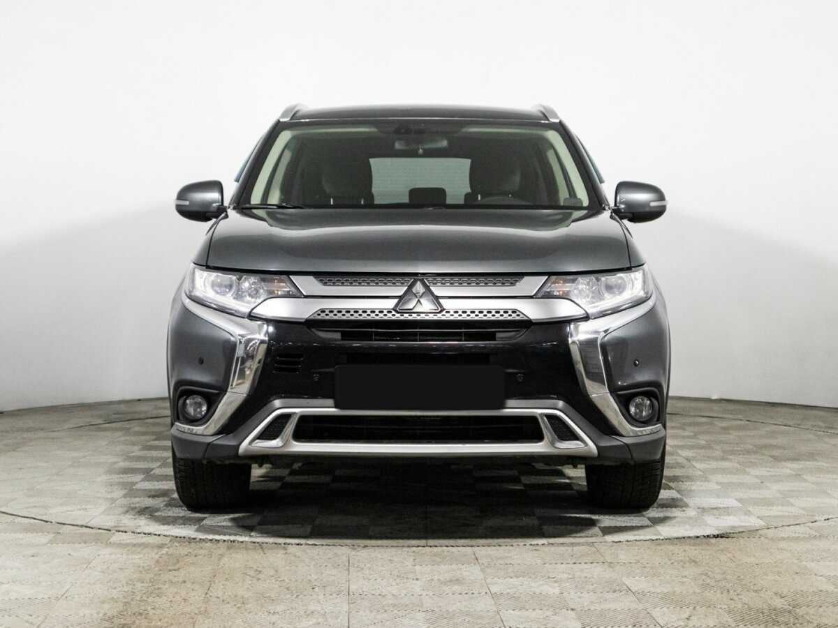 Mitsubishi Outlander 2019 года с пробегом. Фото: #1