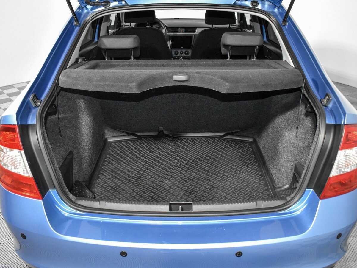 Б/У Шкода Рапид 2014 года. Фото: #17