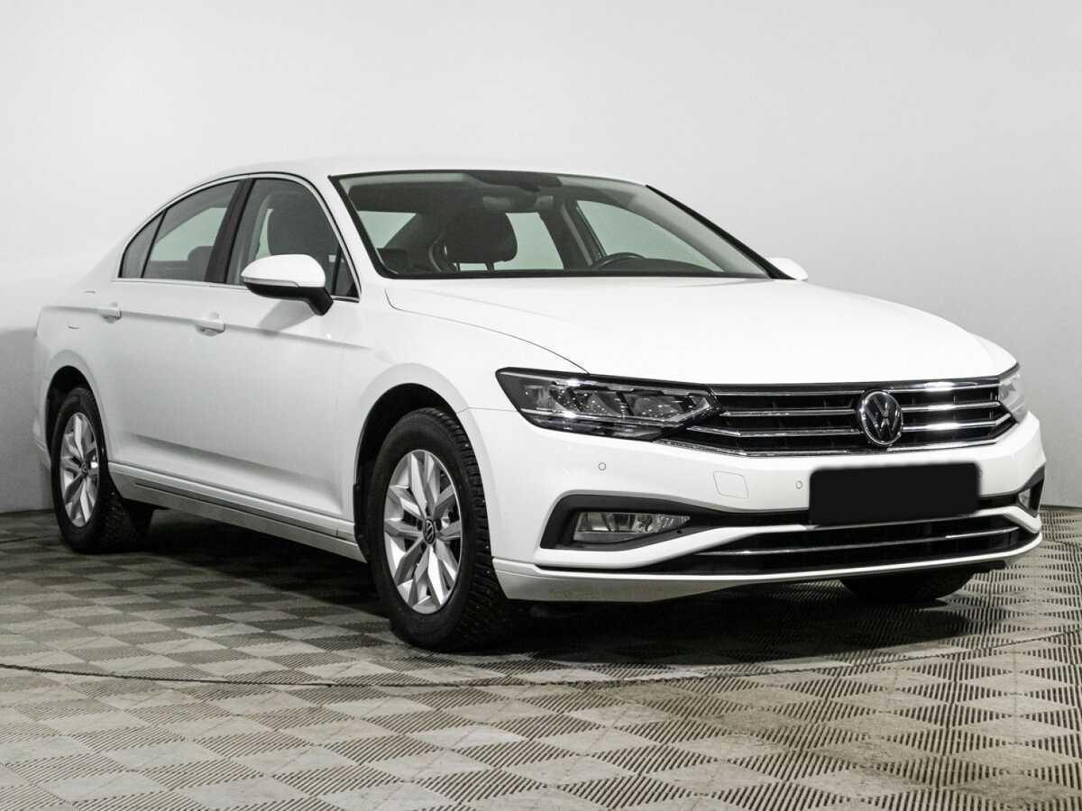 Volkswagen Passat 2020 года с пробегом. Фото: #2