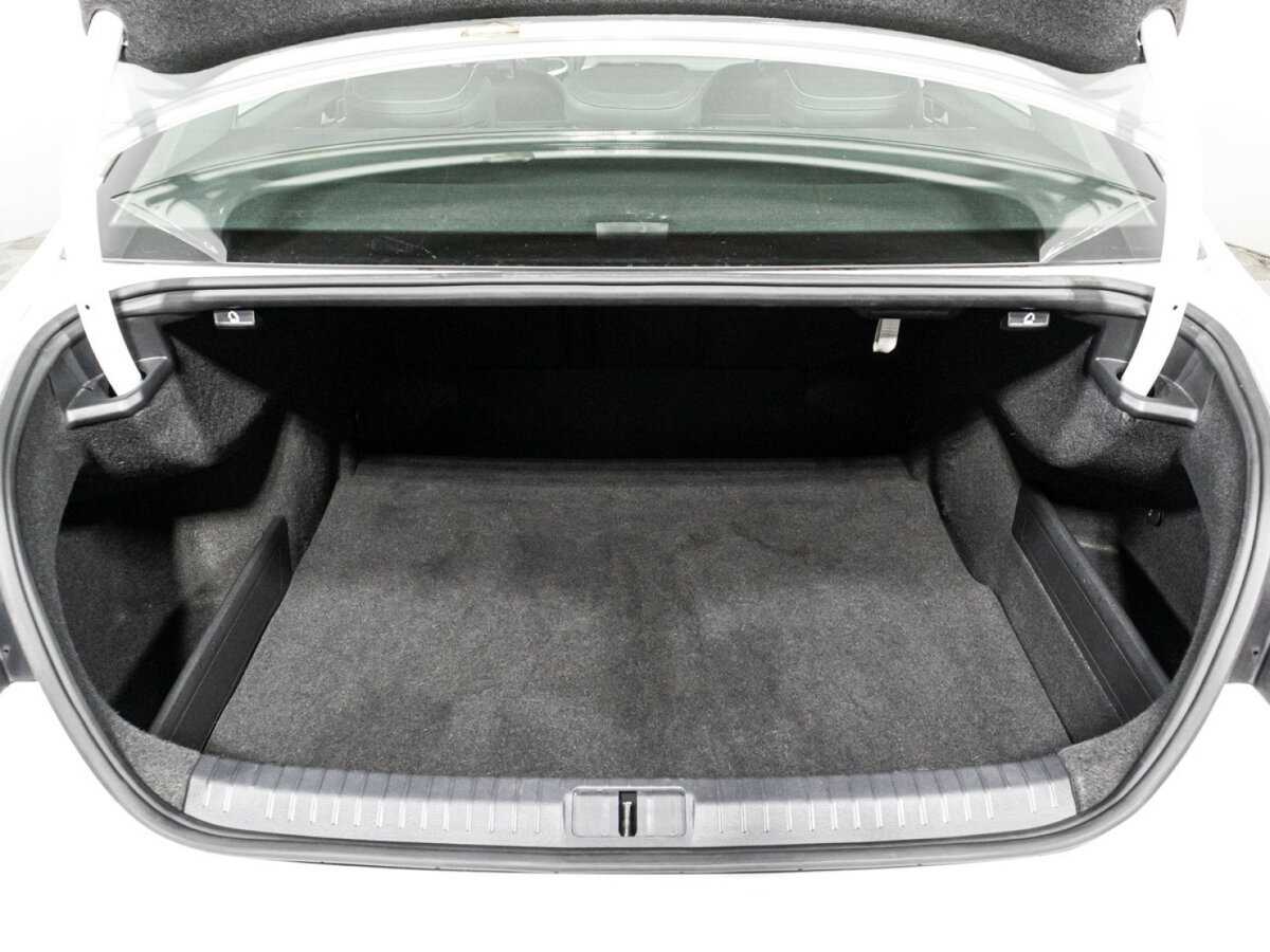 Volkswagen Passat 2020 года с пробегом. Фото: #14