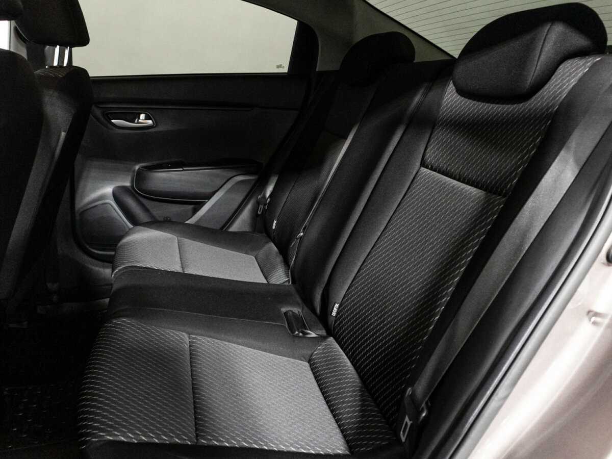 Б/У Киа Рио 2017 года. Фото: #9