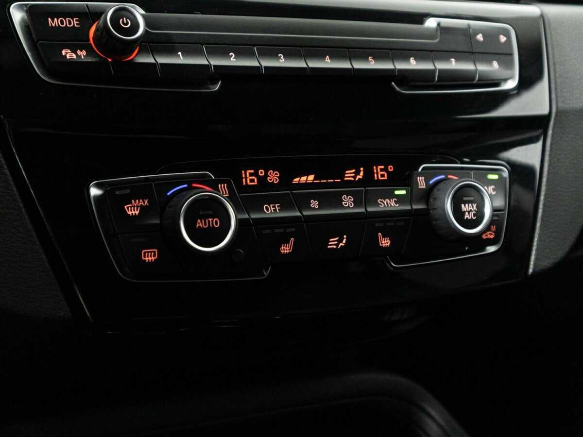 Б/У БМВ Икс1 2016 года. Фото: #16