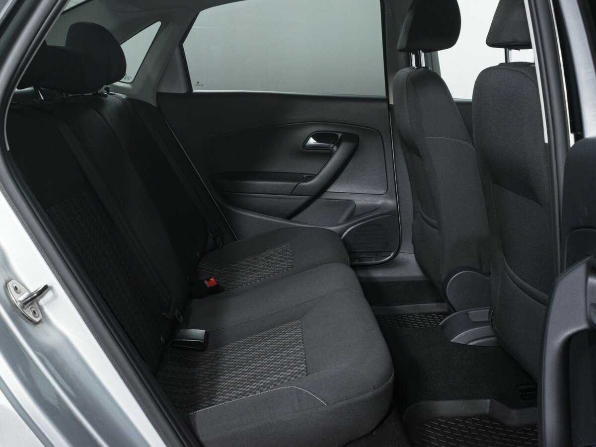 Б/У Фольксваген Поло 2017 года. Фото: #9