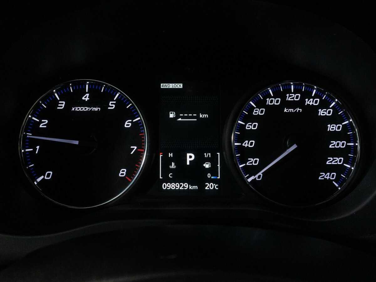 Mitsubishi Outlander 2015 года с пробегом. Фото: #11