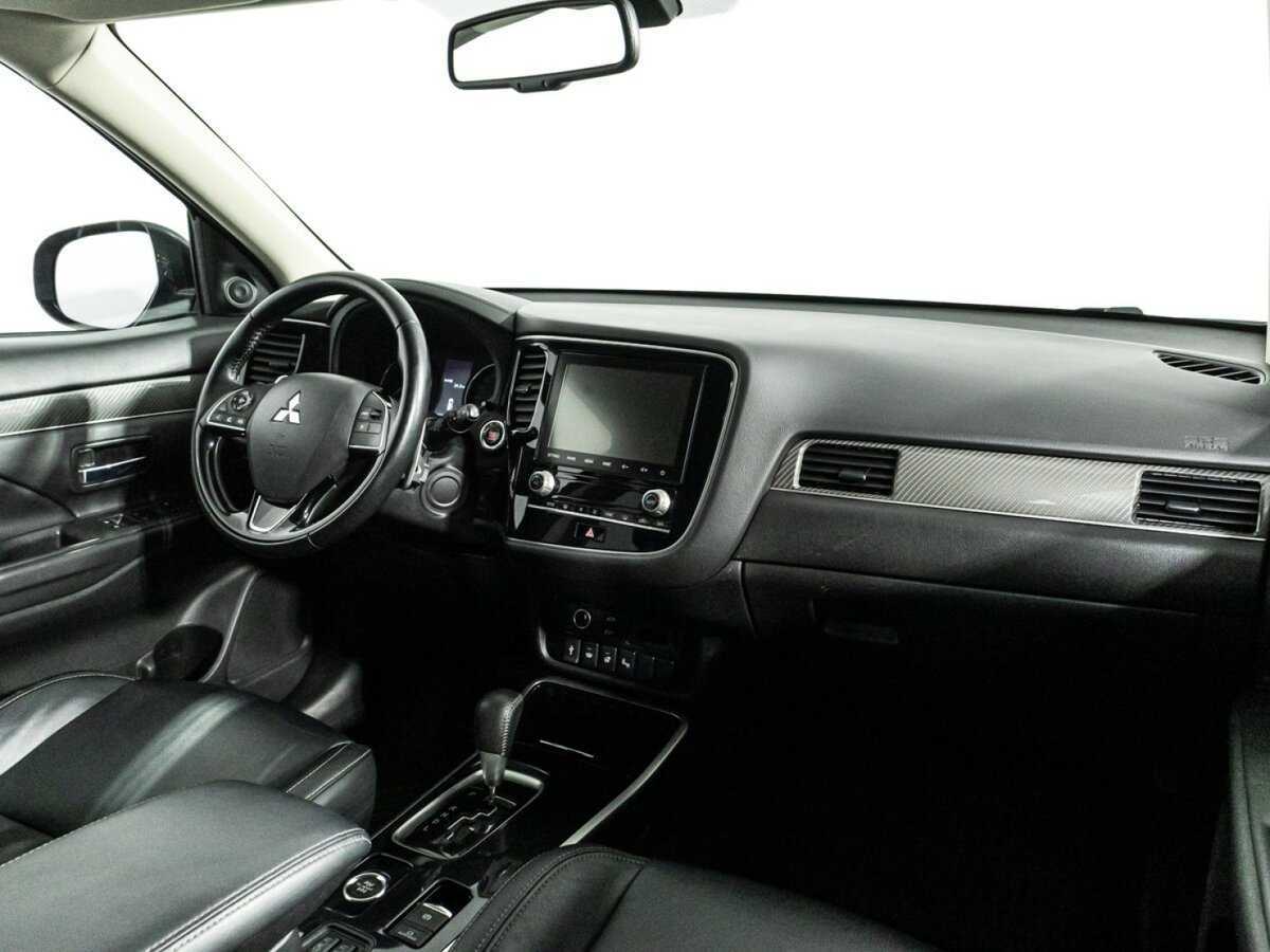 Mitsubishi Outlander 2020 года с пробегом. Фото: #8