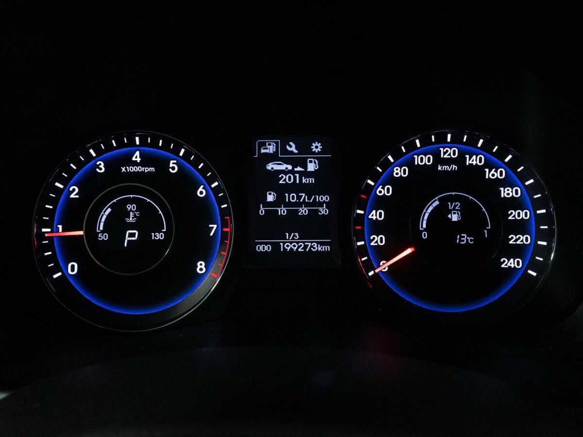 Б/У Хендай ай40 2016 года. Фото: #11