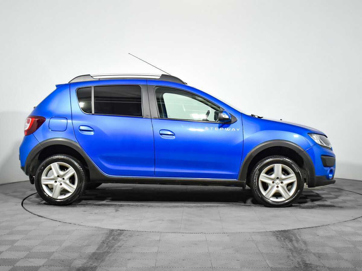 Б/У Рено Сандеро 2018 года. Фото: #3