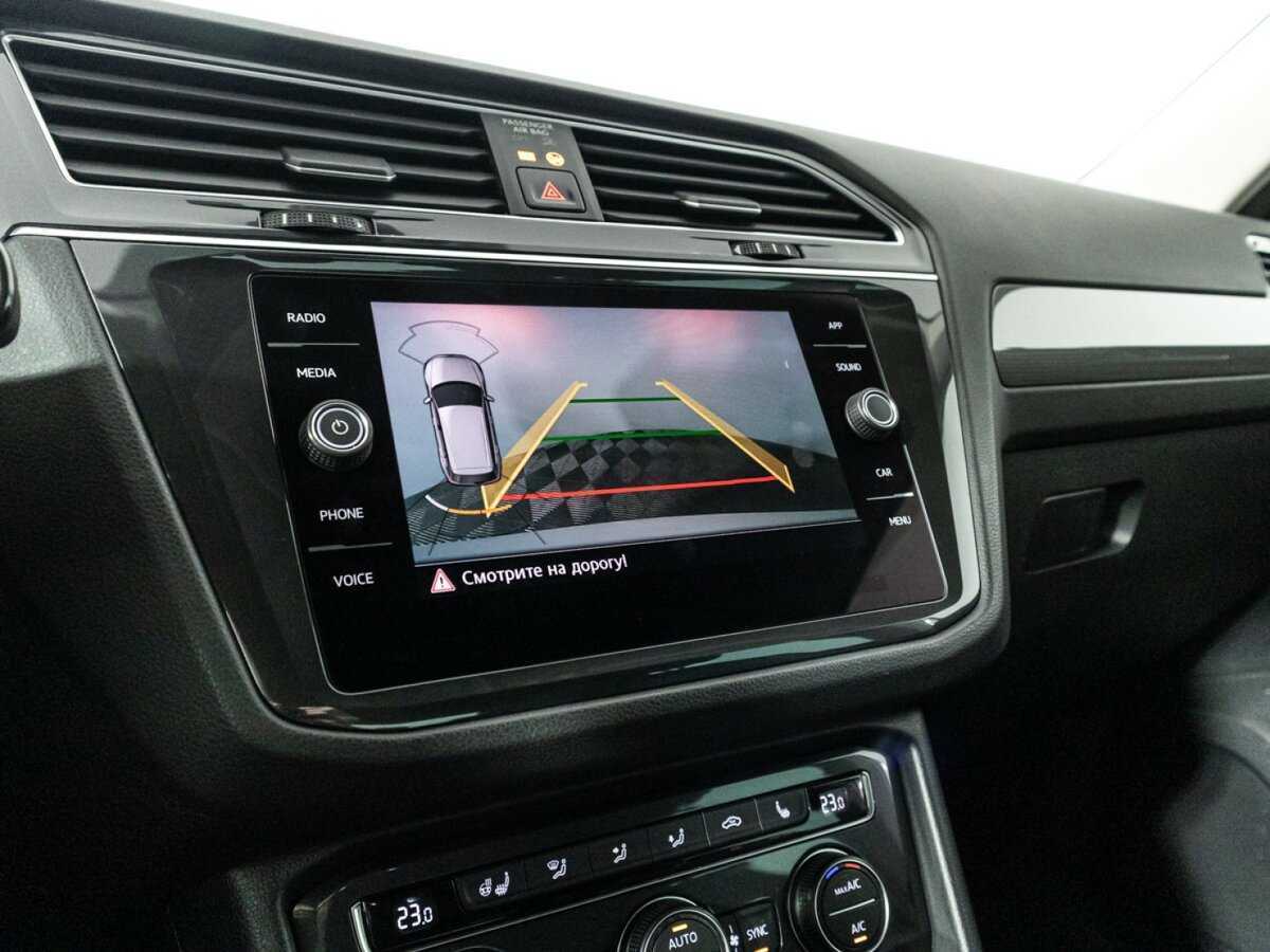 Б/У Фольксваген Тигуан 2018 года. Фото: #16