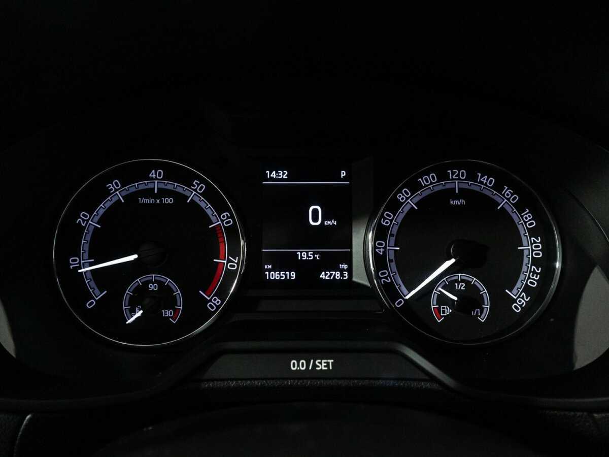 Б/У Шкода Октавия 2020 года. Фото: #11