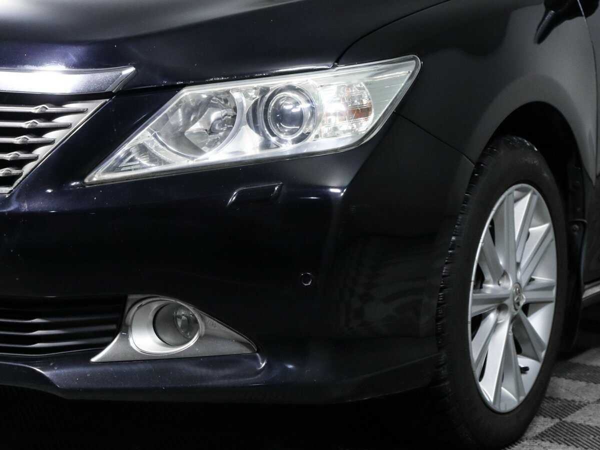 Б/У Тойота Камри 2012 года. Фото: #16