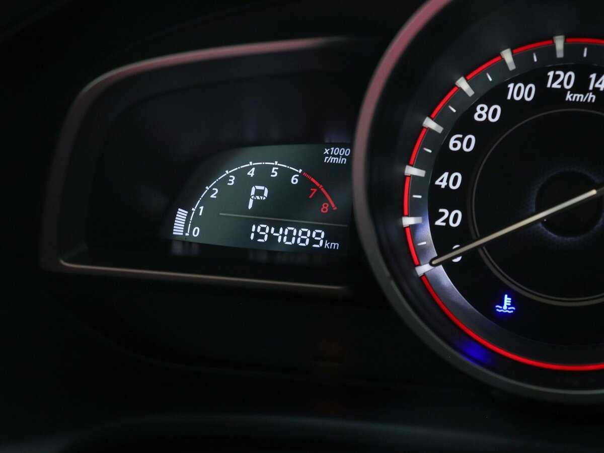 Б/У Мазда 3 2014 года. Фото: #10