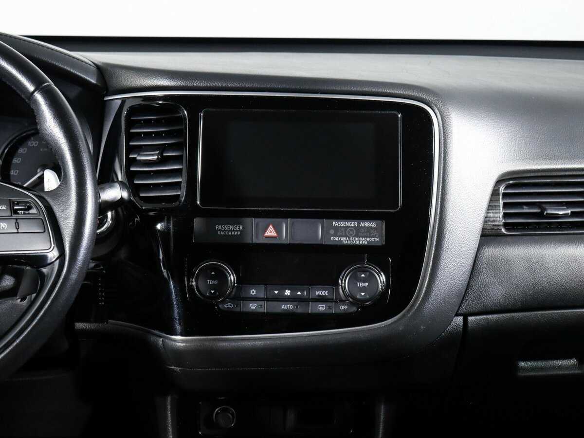 Mitsubishi Outlander 2018 года с пробегом. Фото: #9