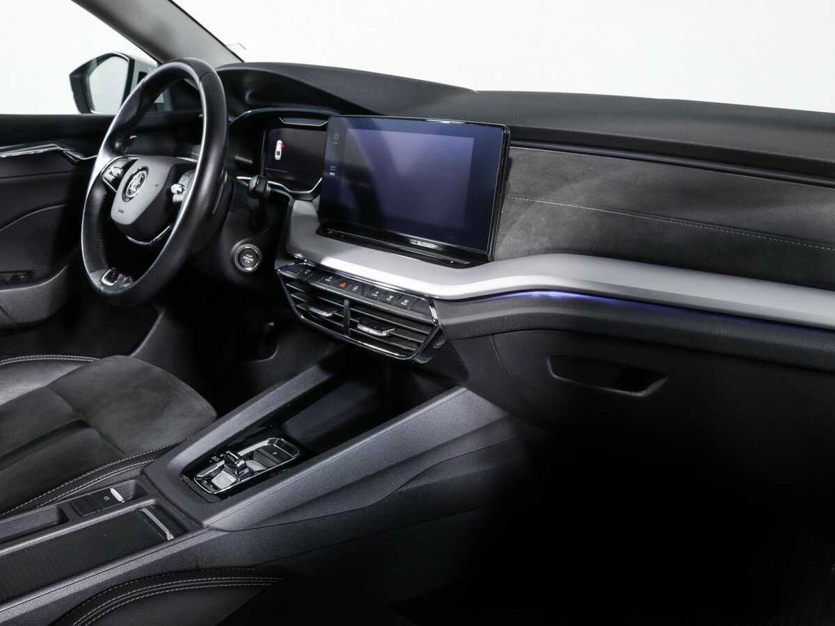 Б/У Шкода Октавия 2020 года. Фото: #8