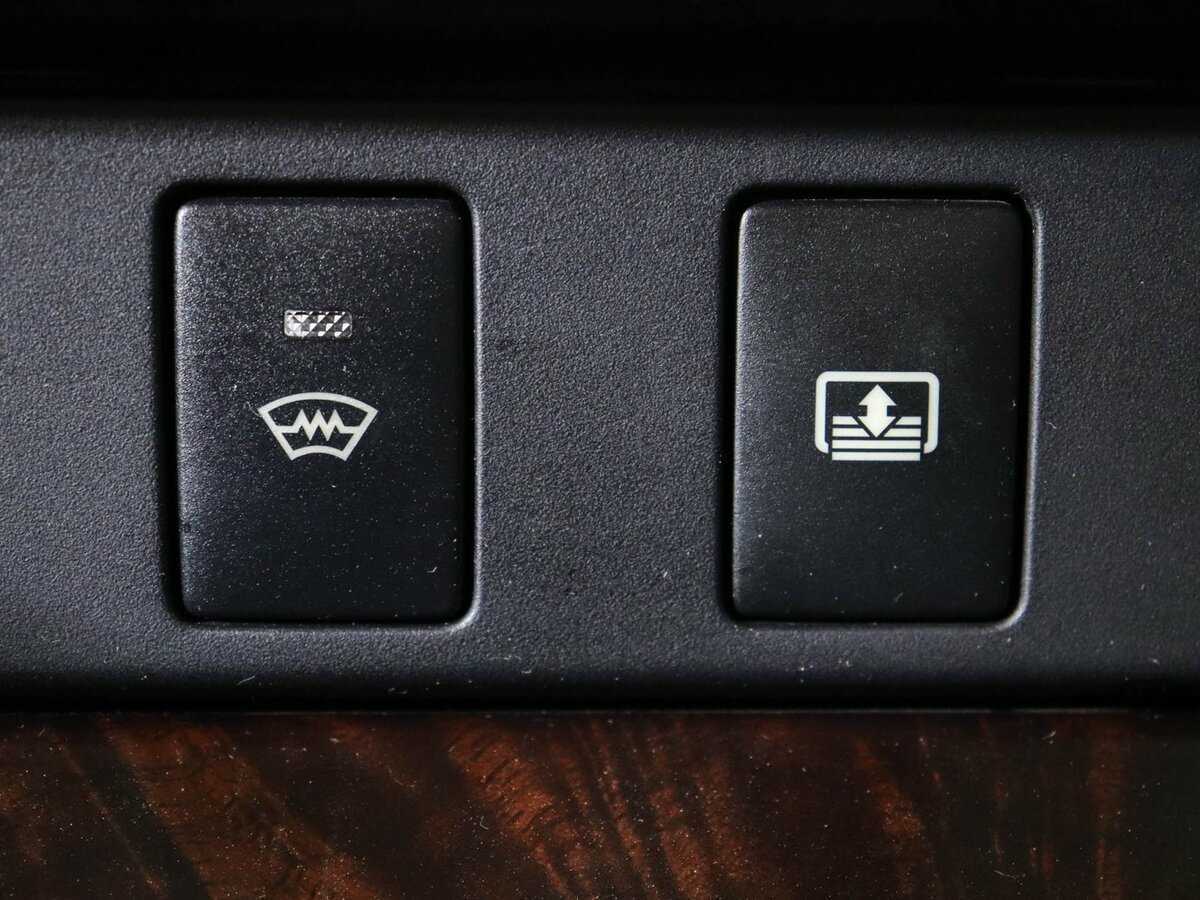 Б/У Тойота Камри 2015 года. Фото: #18