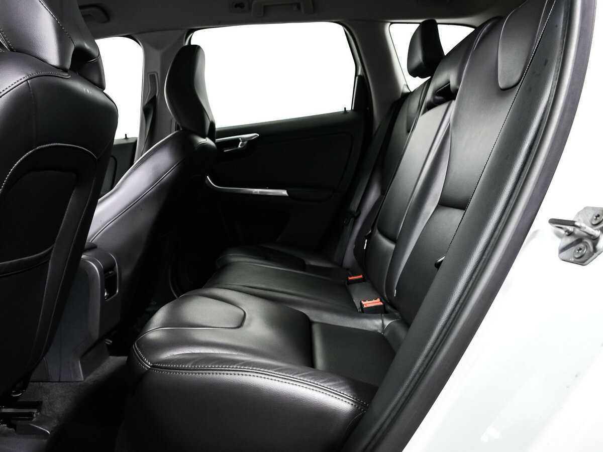 Volvo XC60 2015 года с пробегом. Фото: #11