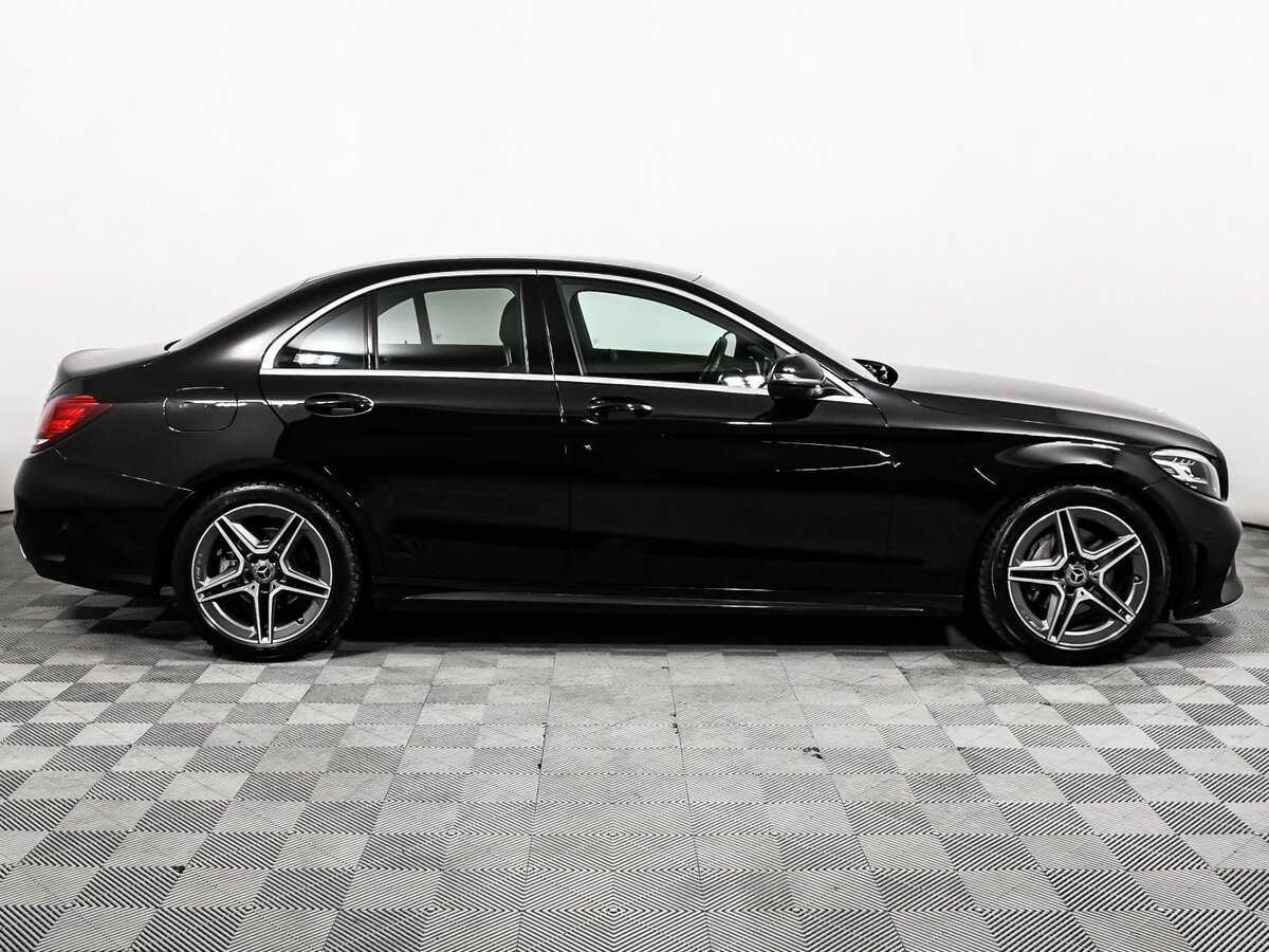 Mercedes-Benz C-Класс 2018 года с пробегом. Фото: #3