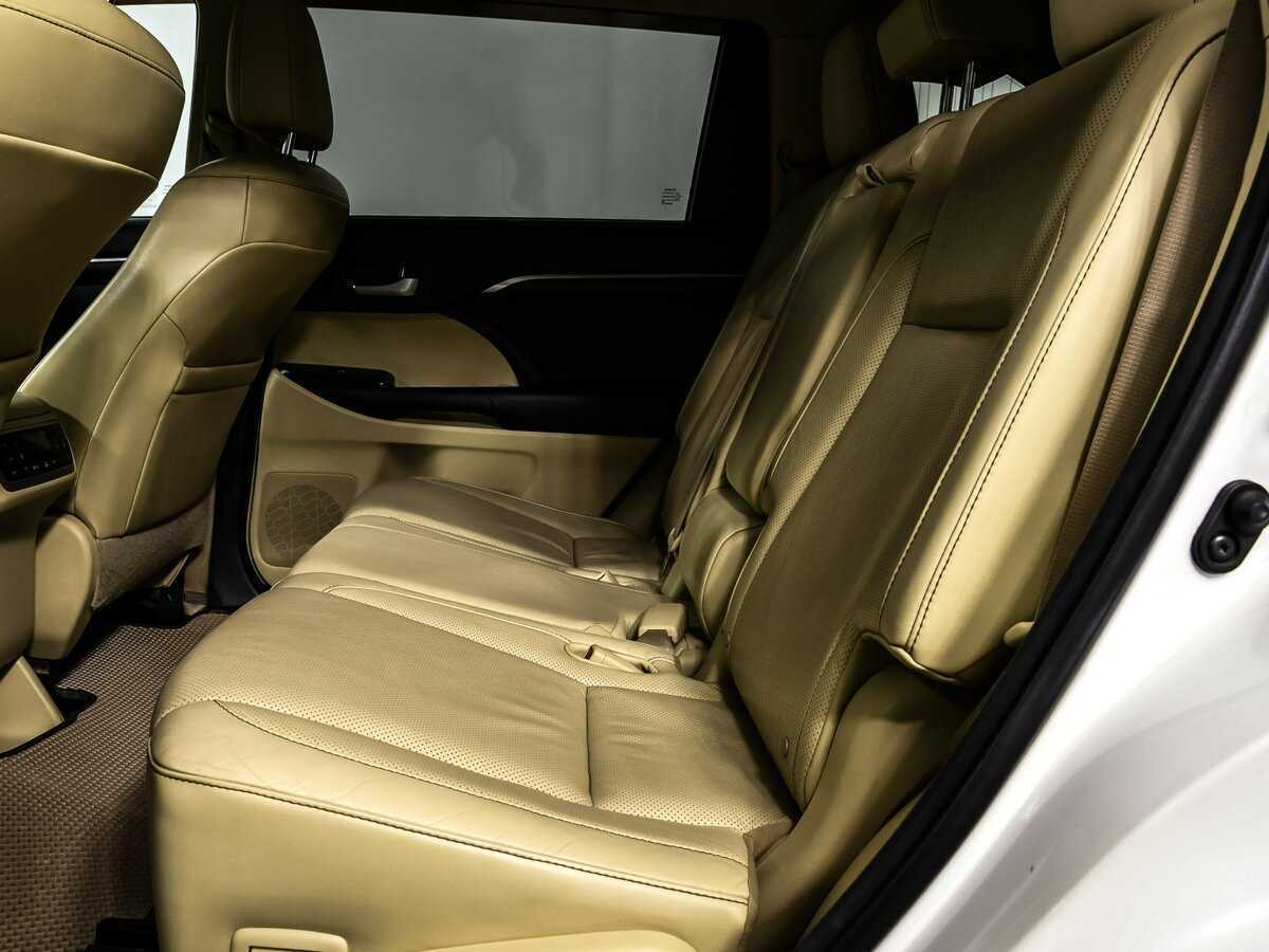 Toyota Highlander 2014 года с пробегом. Фото: #12