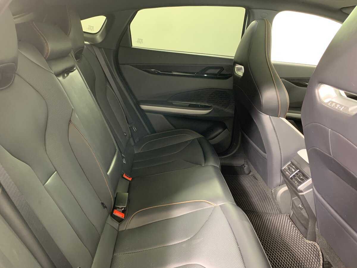 Changan UNI-V 2024 года с пробегом. Фото: #17