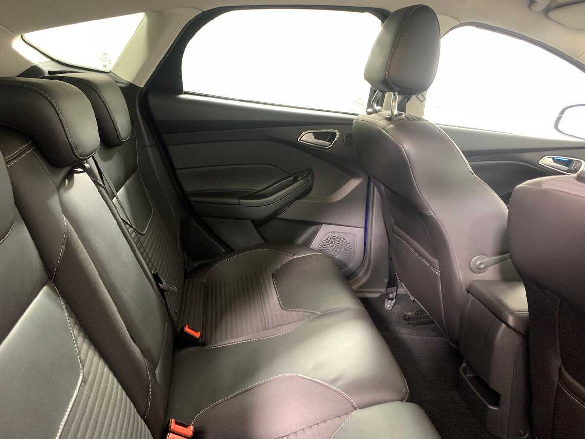 Ford Focus 2017 года с пробегом. Фото: #17