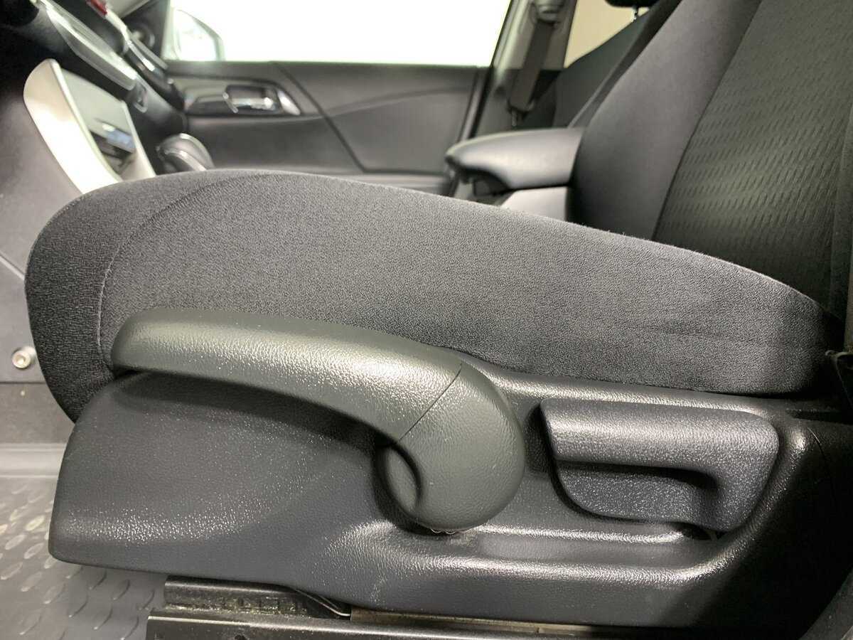 Honda Accord 2013 года с пробегом. Фото: #14