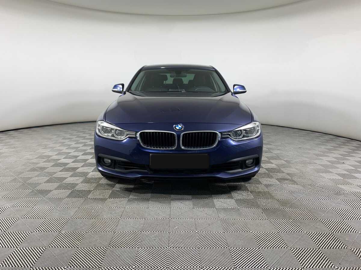 BMW 3 серии 2017 года с пробегом. Фото: #1